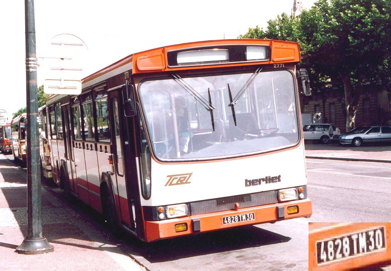 berliet bus petit détail le bus vien du gard comme moi trop bien 